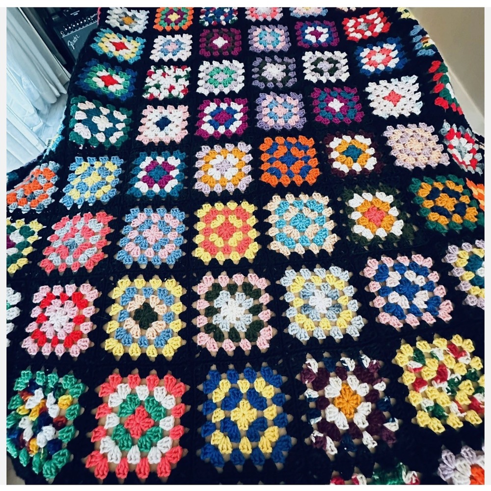 Vintage Handmade Granny Square Crochet Blanket Throw Large King Size 120" - Picture 3 of 8